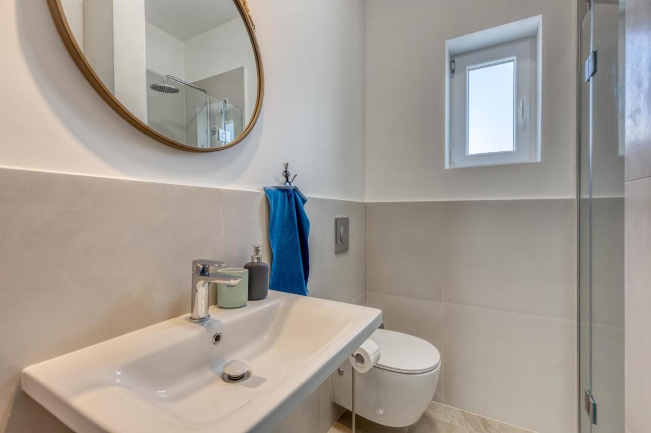 Villa Vela Muline - 8 Plus 2 Guests - Heated Pool Ugljan Dış mekan fotoğraf